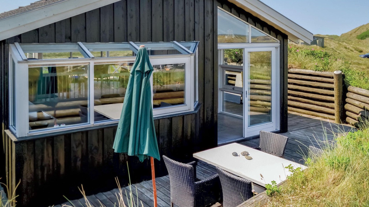 Photo of Others in Houvig Strand