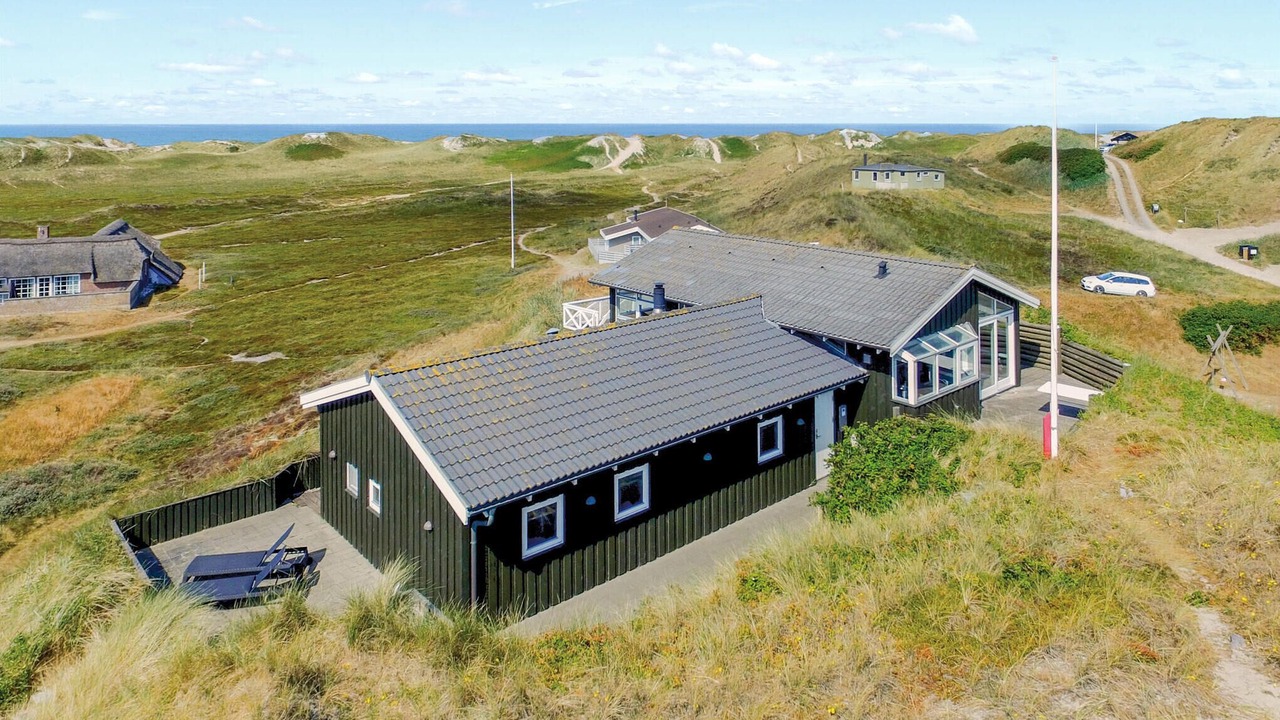 Photo of Others in Houvig Strand