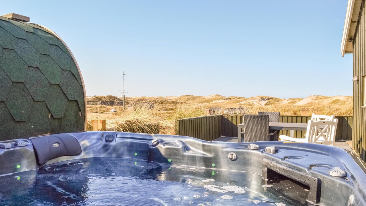 Photo of Others in Houvig Strand