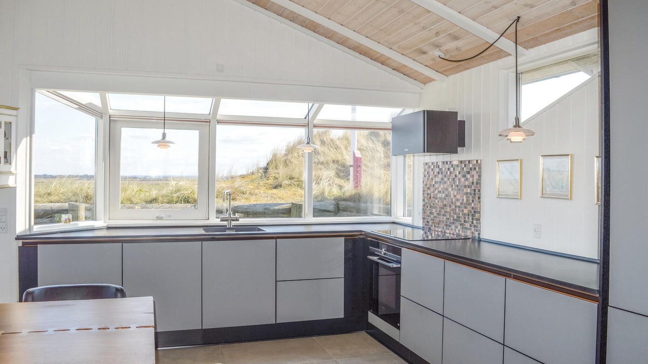 Photo of Others in Houvig Strand