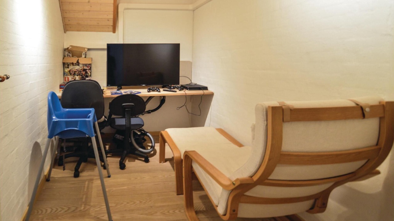 Photo of Others in Bøtø By