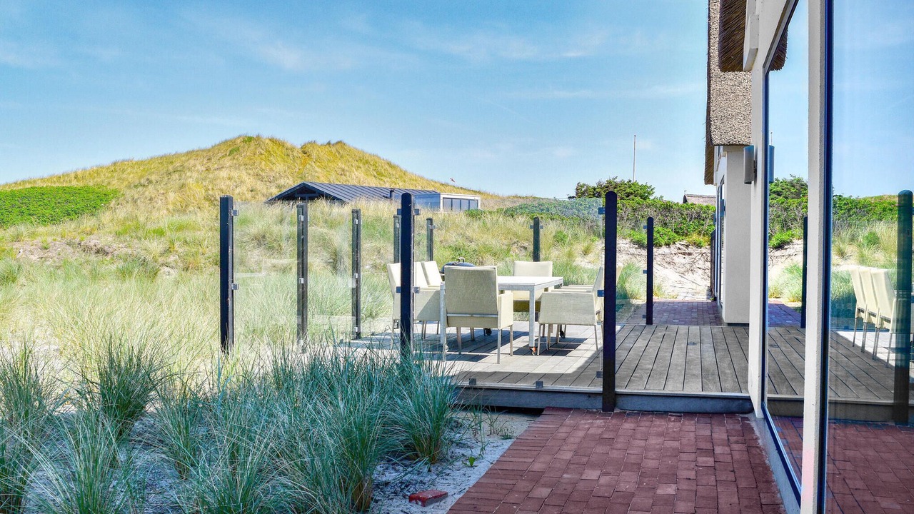 Photo of Others in Houvig