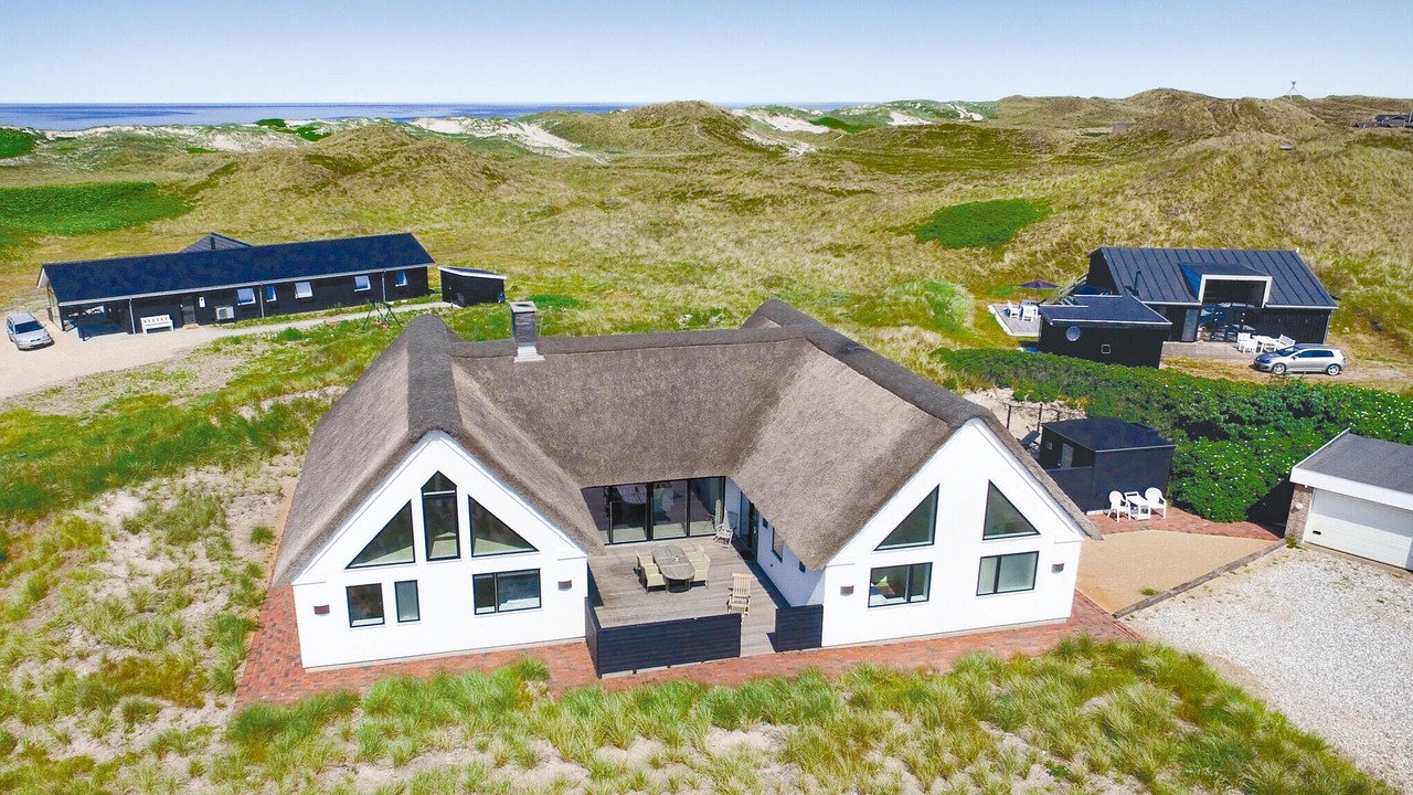 Photo of Others in Houvig