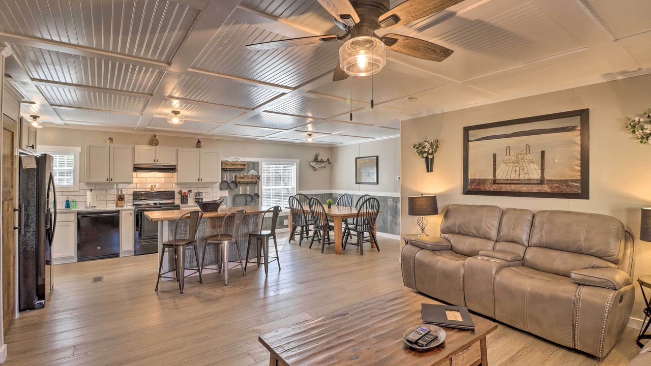 Photo of Livingroom in Greers Ferry