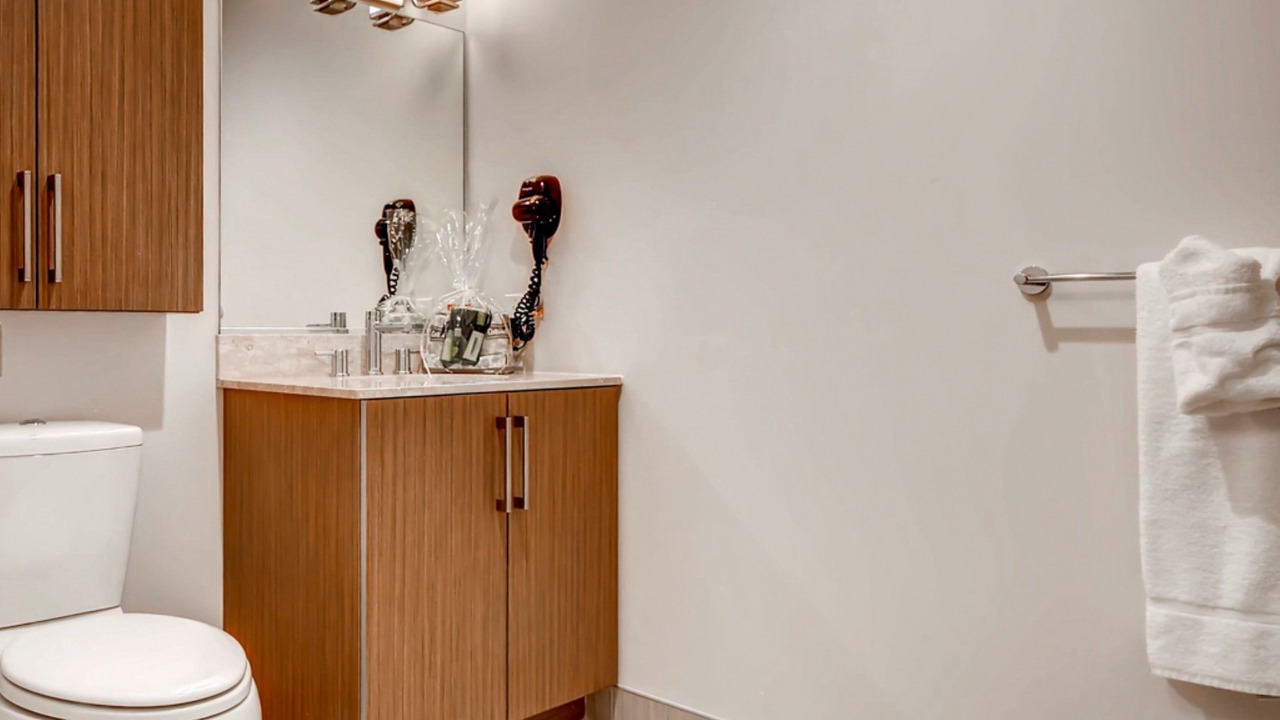 Photo of Bathroom in Hudson Exchange