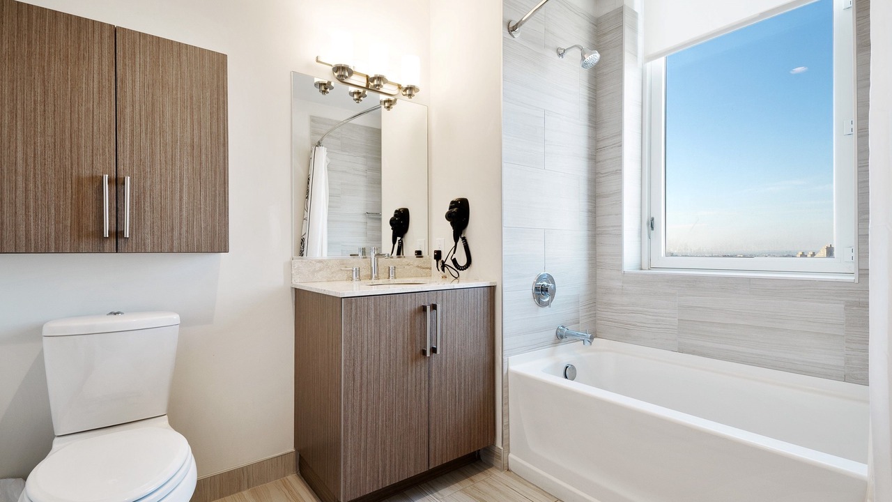 Photo of Bathroom in Hudson Exchange