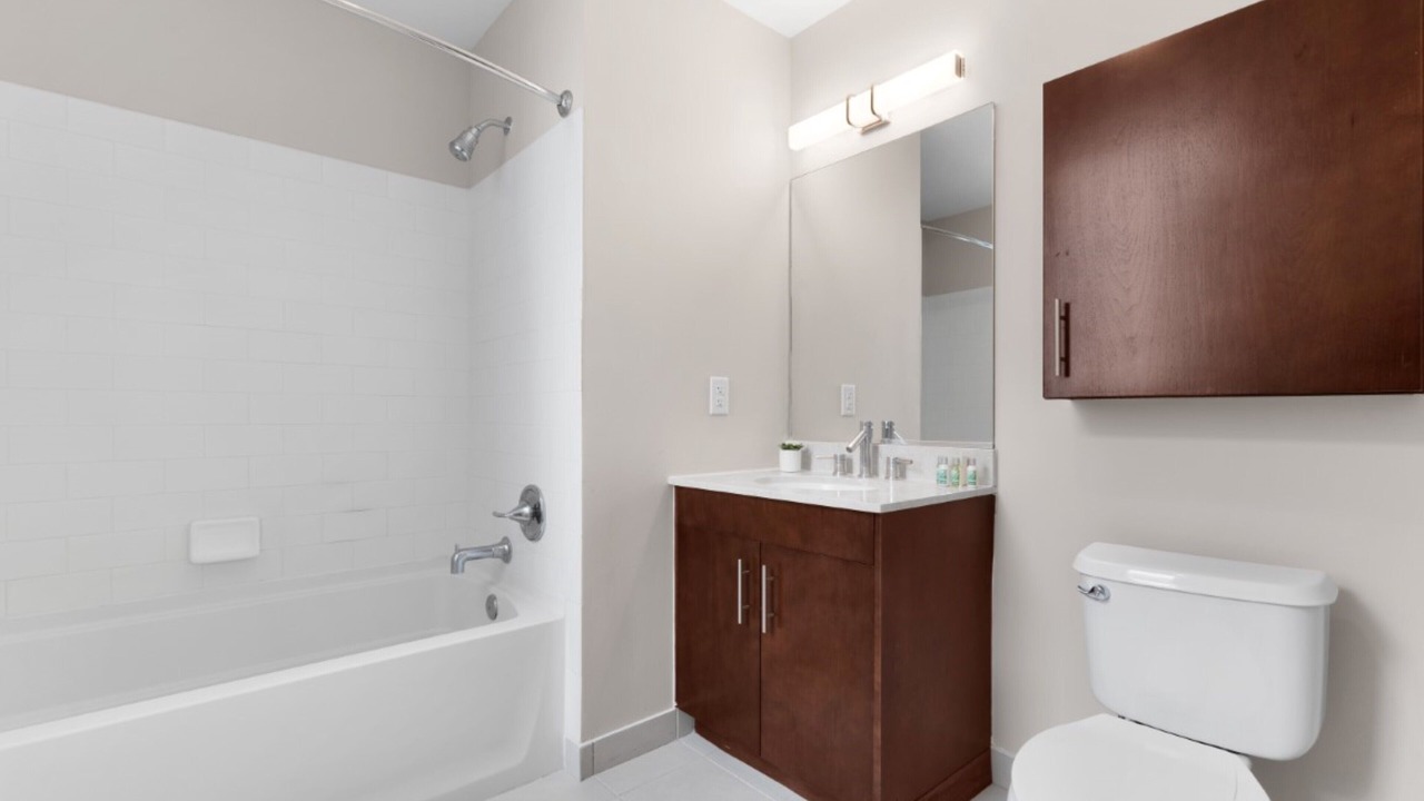 Photo of Bathroom in Hudson Exchange