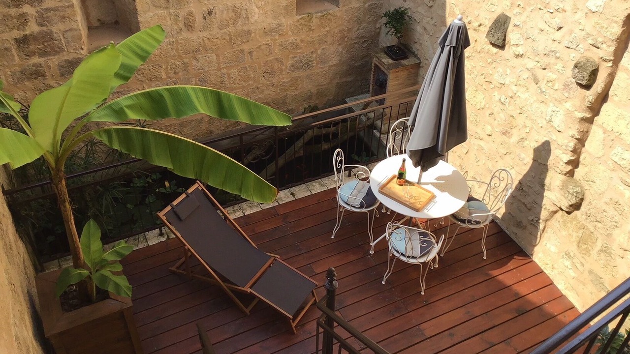 Photo of Outdoor in Lavardens