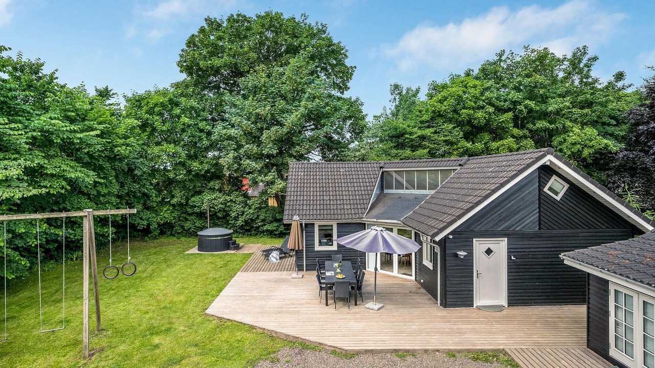 Photo of Others in Farvang