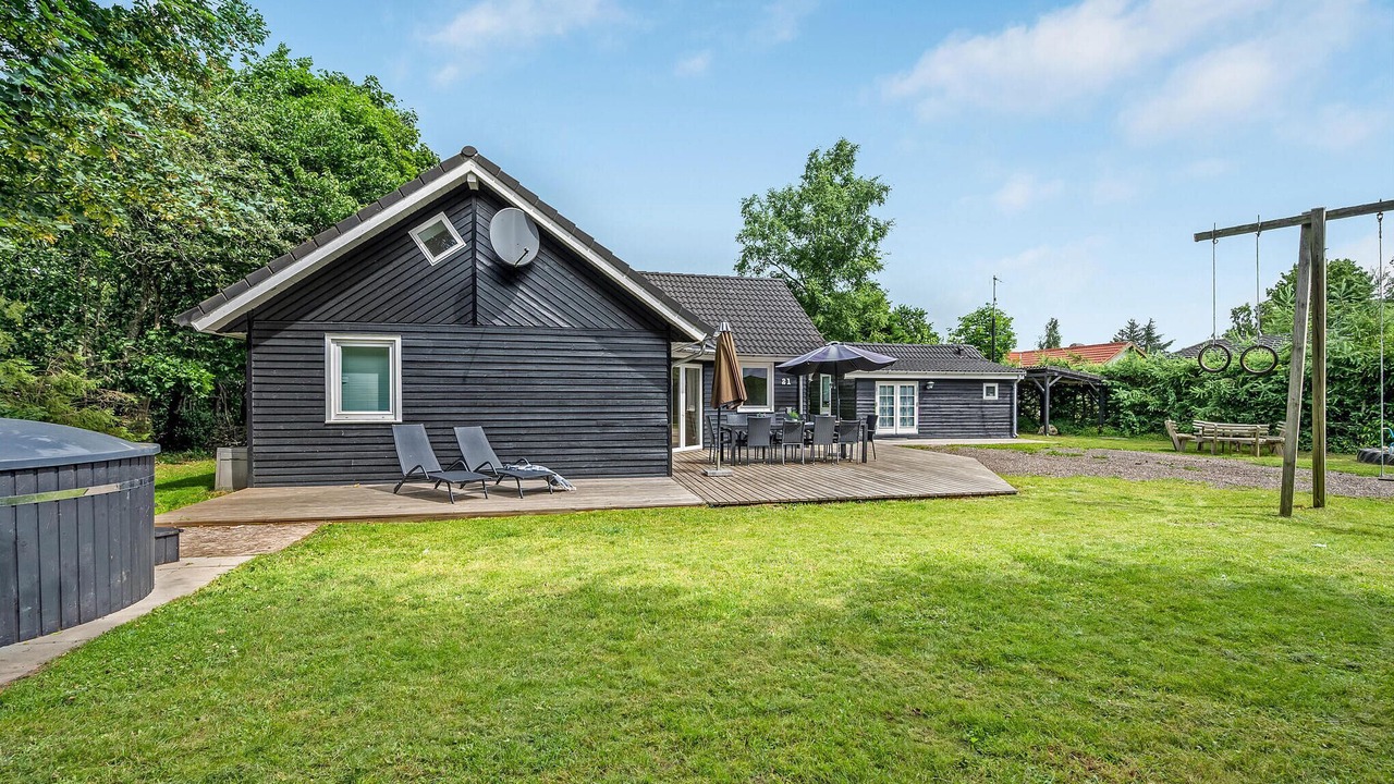 Photo of Others in Farvang