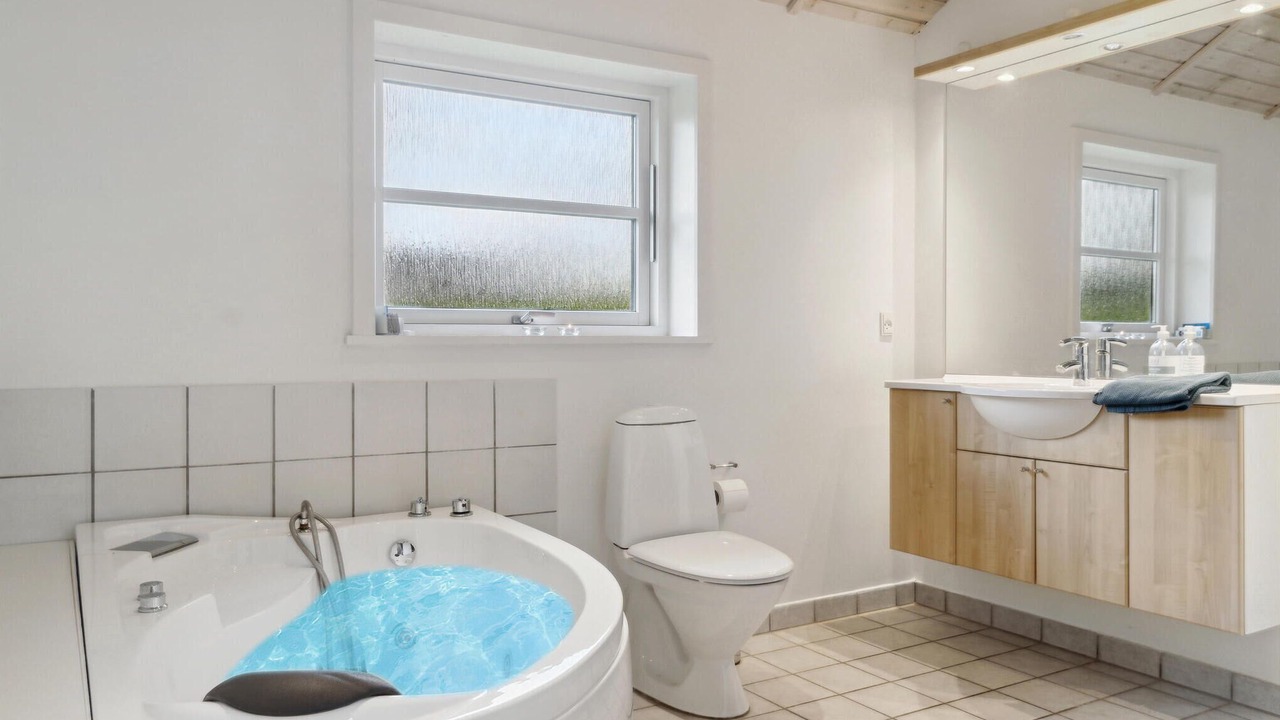 Photo of Bathroom in Marielyst