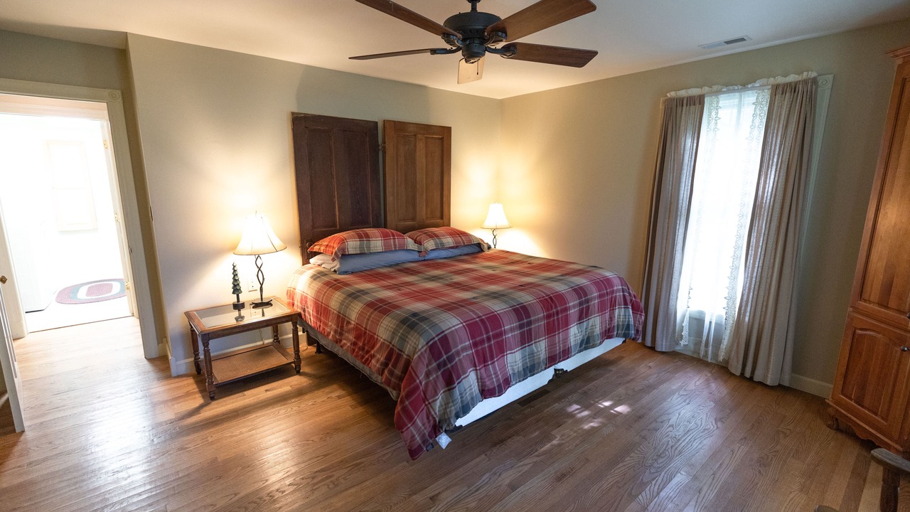 Photo of Others in New Albin