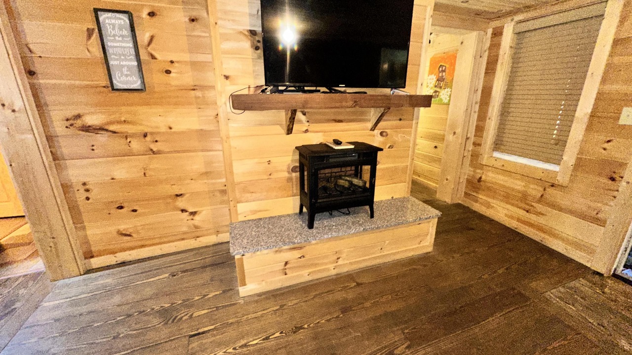 Photo of Livingroom in Canton