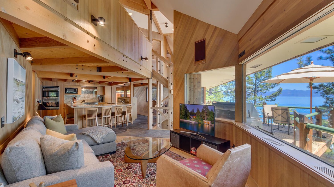 Photo of Livingroom in Lake Forest