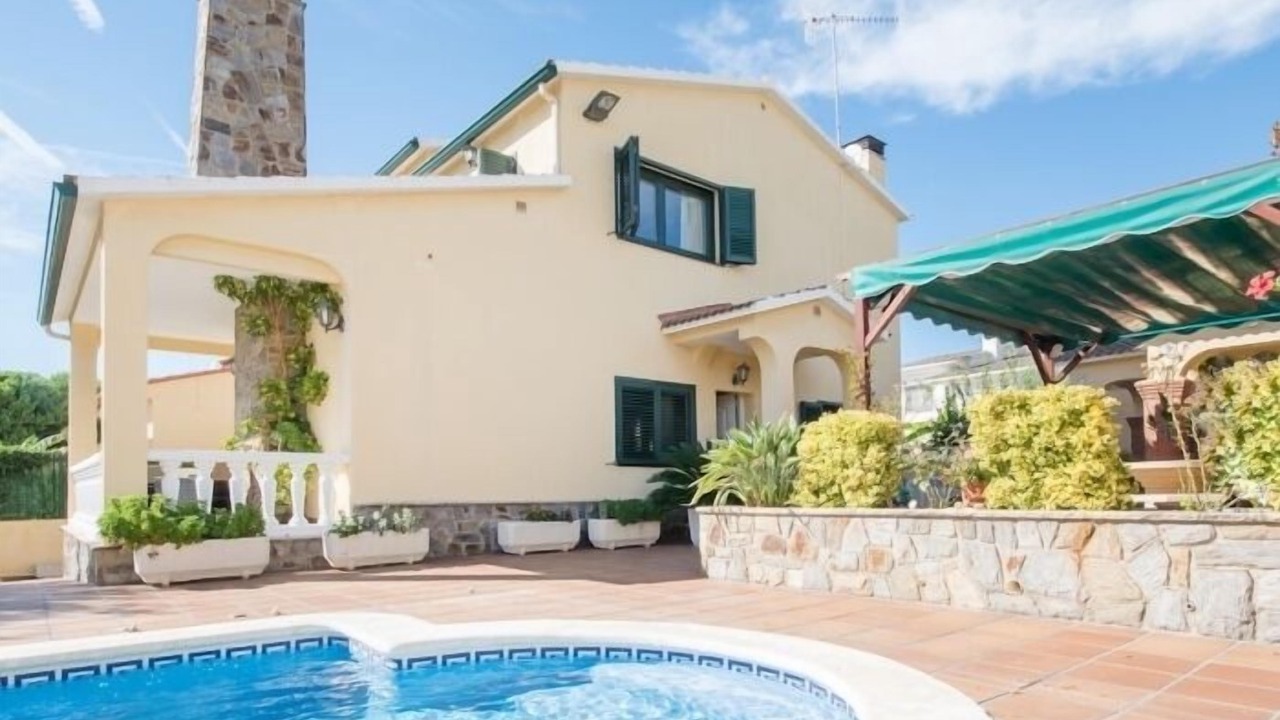 Photo of Outdoor in El Mas Mel