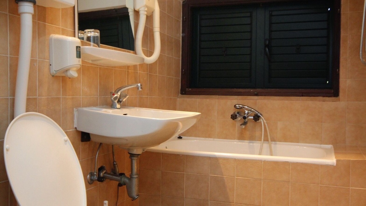 Photo of Bathroom in Molunat