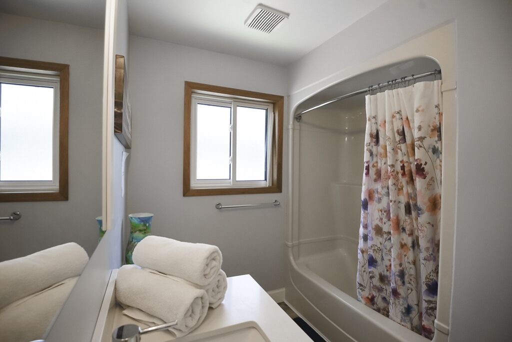Photo of Bathroom in Isaacs Glen