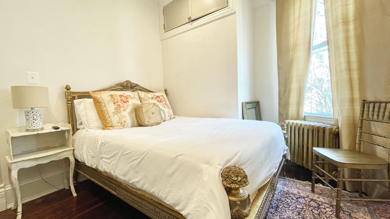 Photo of Bedroom in Capitol Hill