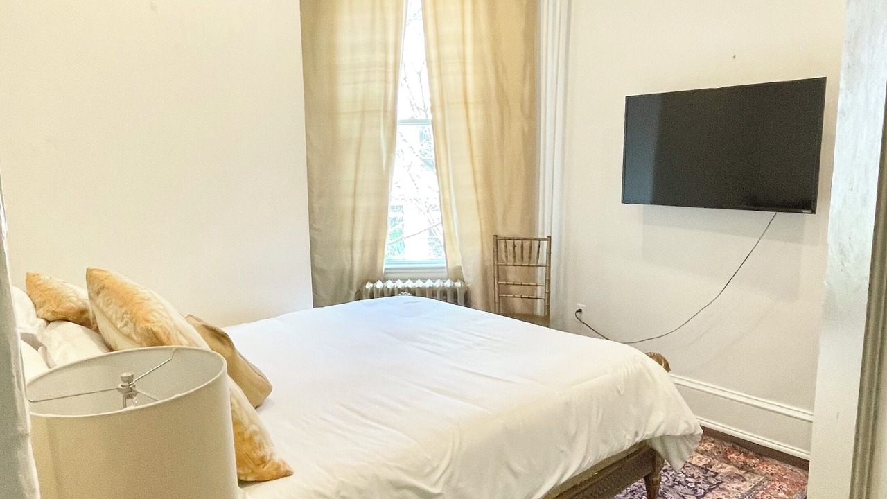 Photo of Bedroom in Capitol Hill