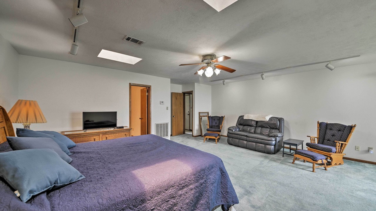 Photo of Bedroom in West Livingston