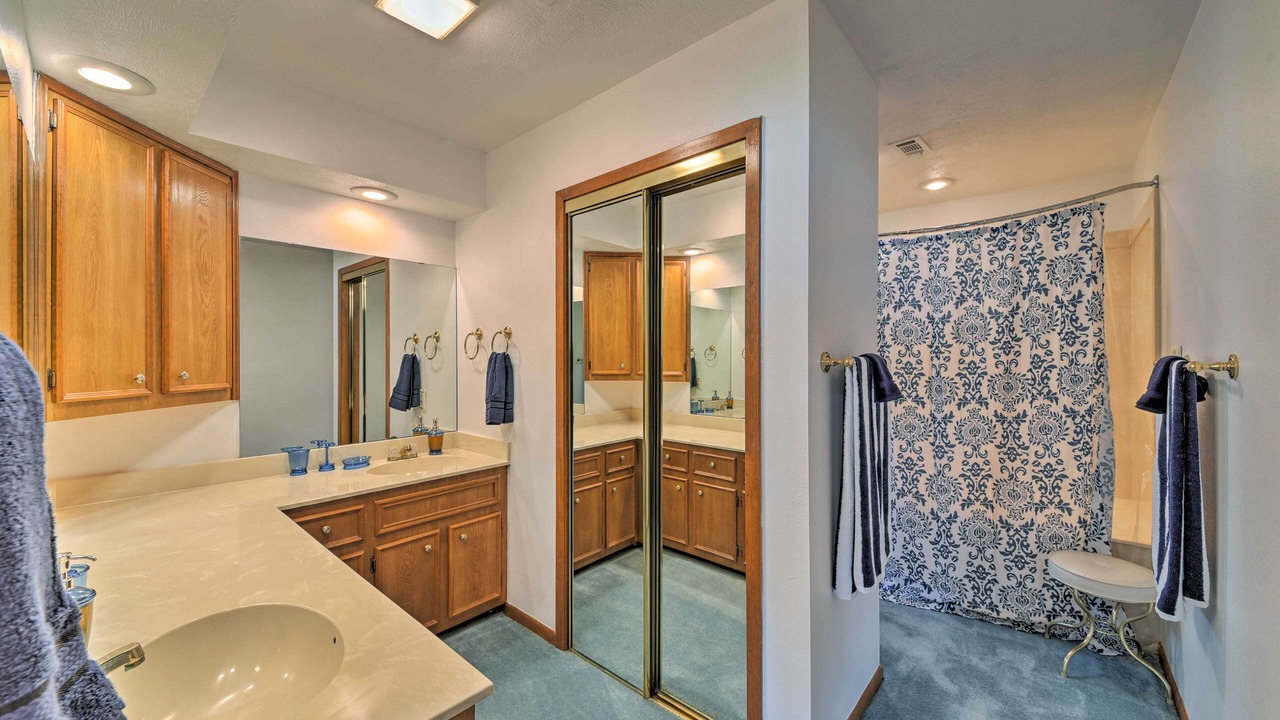 Photo of Bathroom in West Livingston
