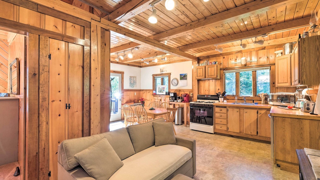 Photo of Livingroom in Boothbay Harbor