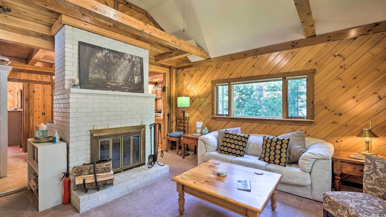 Photo of Bedroom in Boothbay Harbor