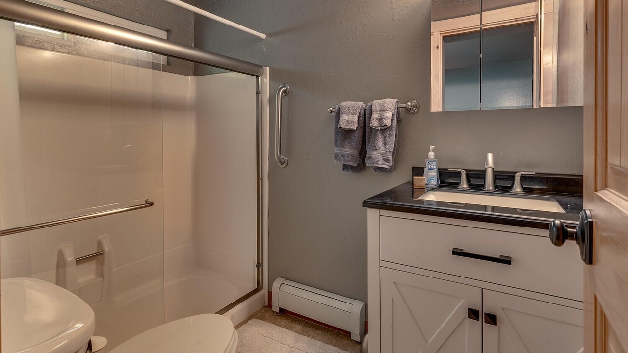 Photo of Bathroom in Tahoe Woods