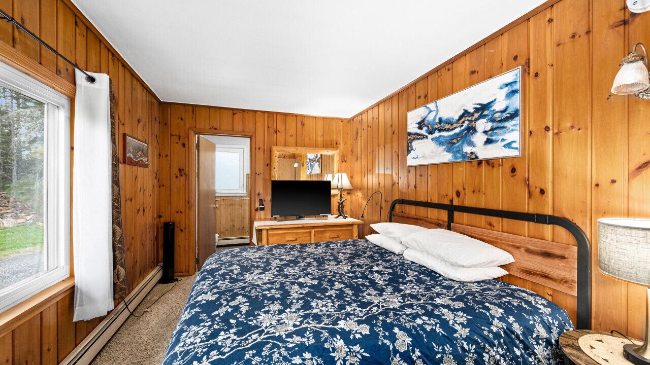 Photo of Bedroom in Two Harbors