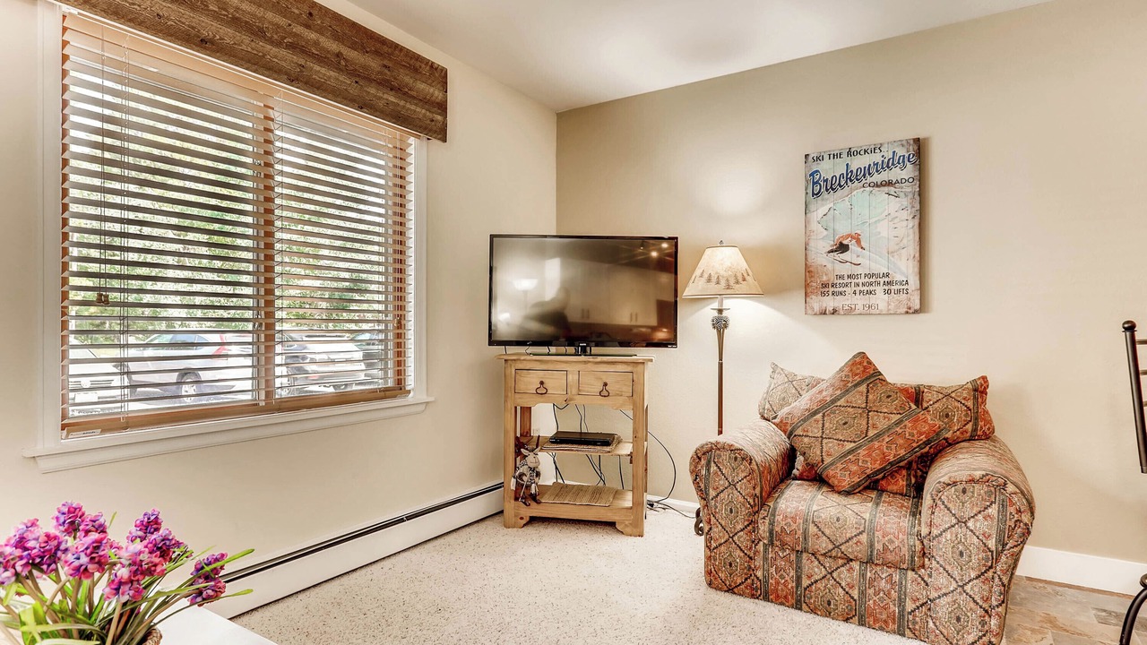 Photo of Livingroom in Four O'Clock