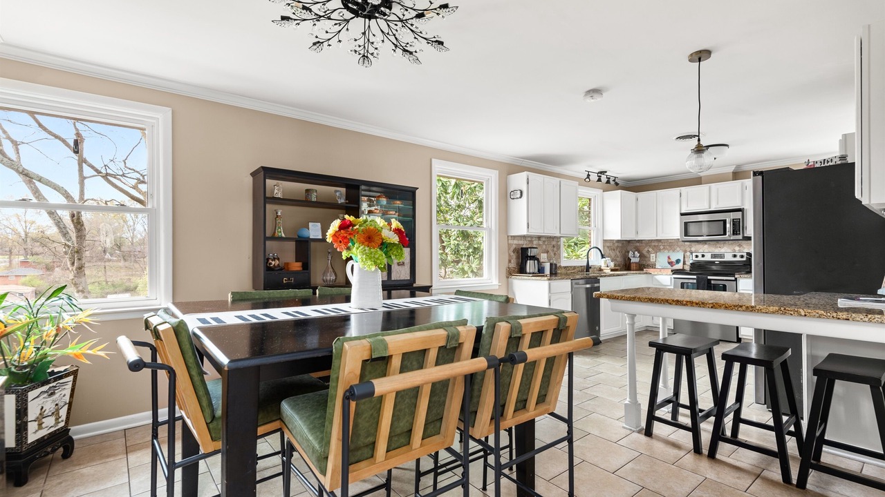 Photo of Others in Nashville