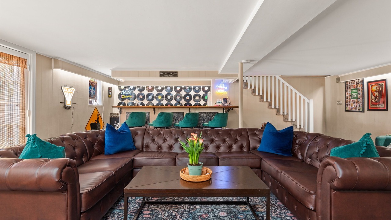 Photo of Others in Nashville