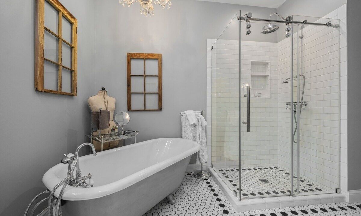Photo of Bathroom in Williamsburg