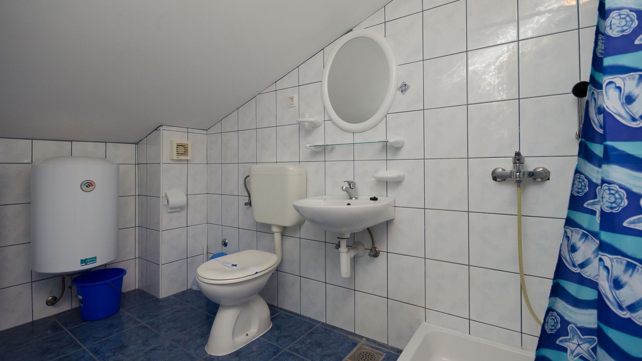 Photo of Bathroom in Lopar