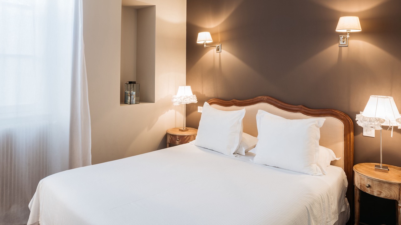 Photo of Bedroom in Beaune City Centre