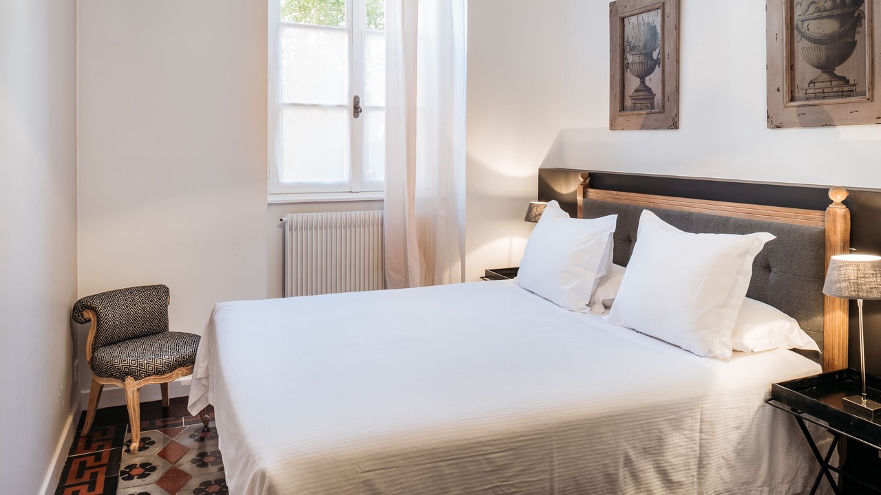 Photo of Bedroom in Beaune City Centre