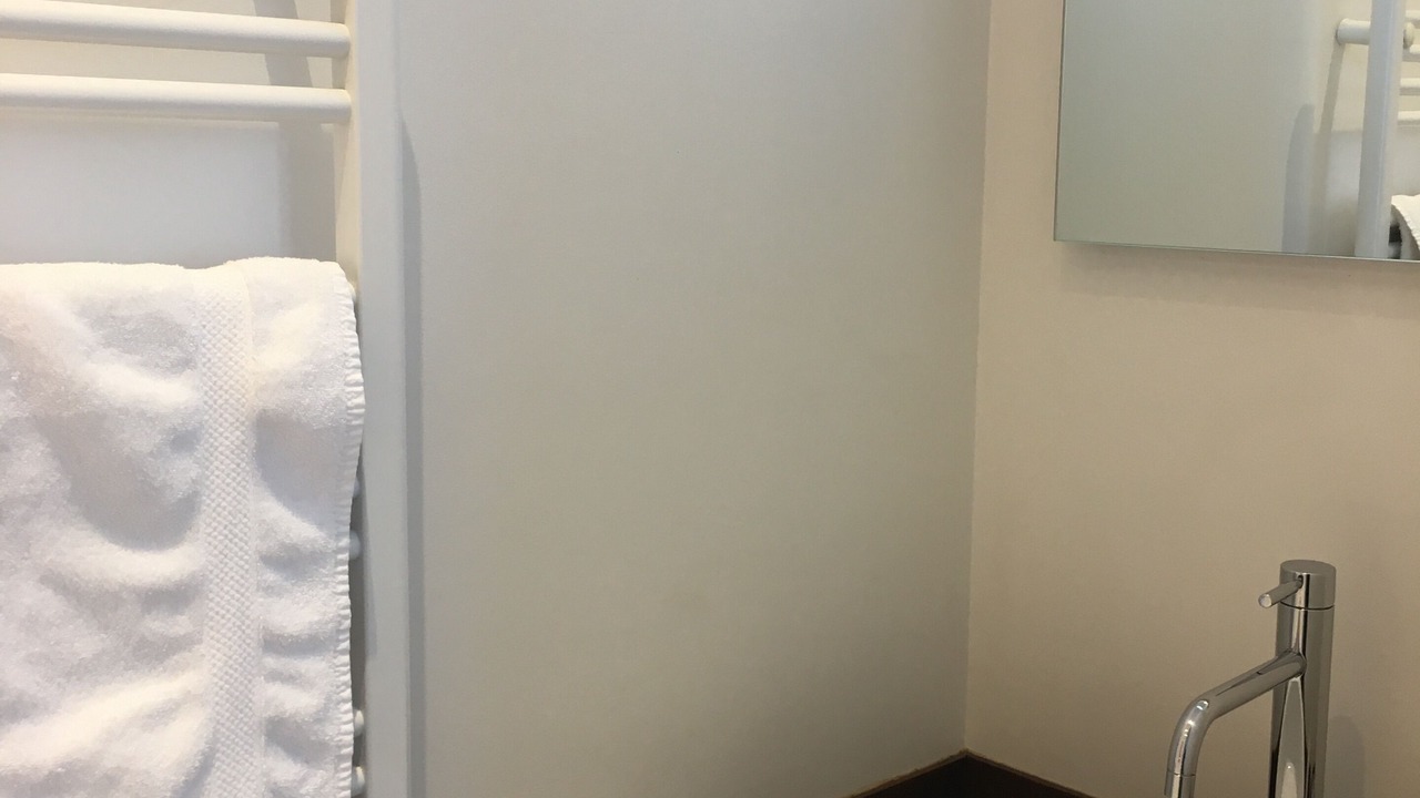 Photo of Bathroom in Beaune City Centre