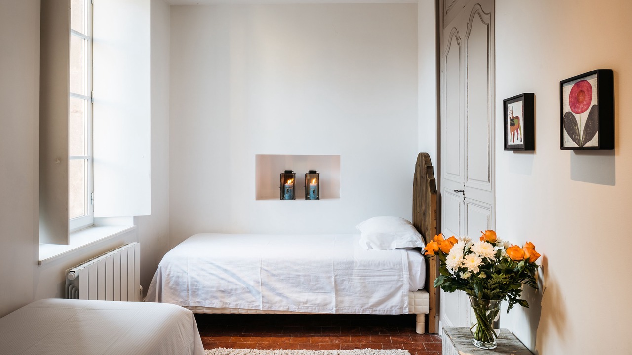 Photo of Bedroom in Beaune City Centre