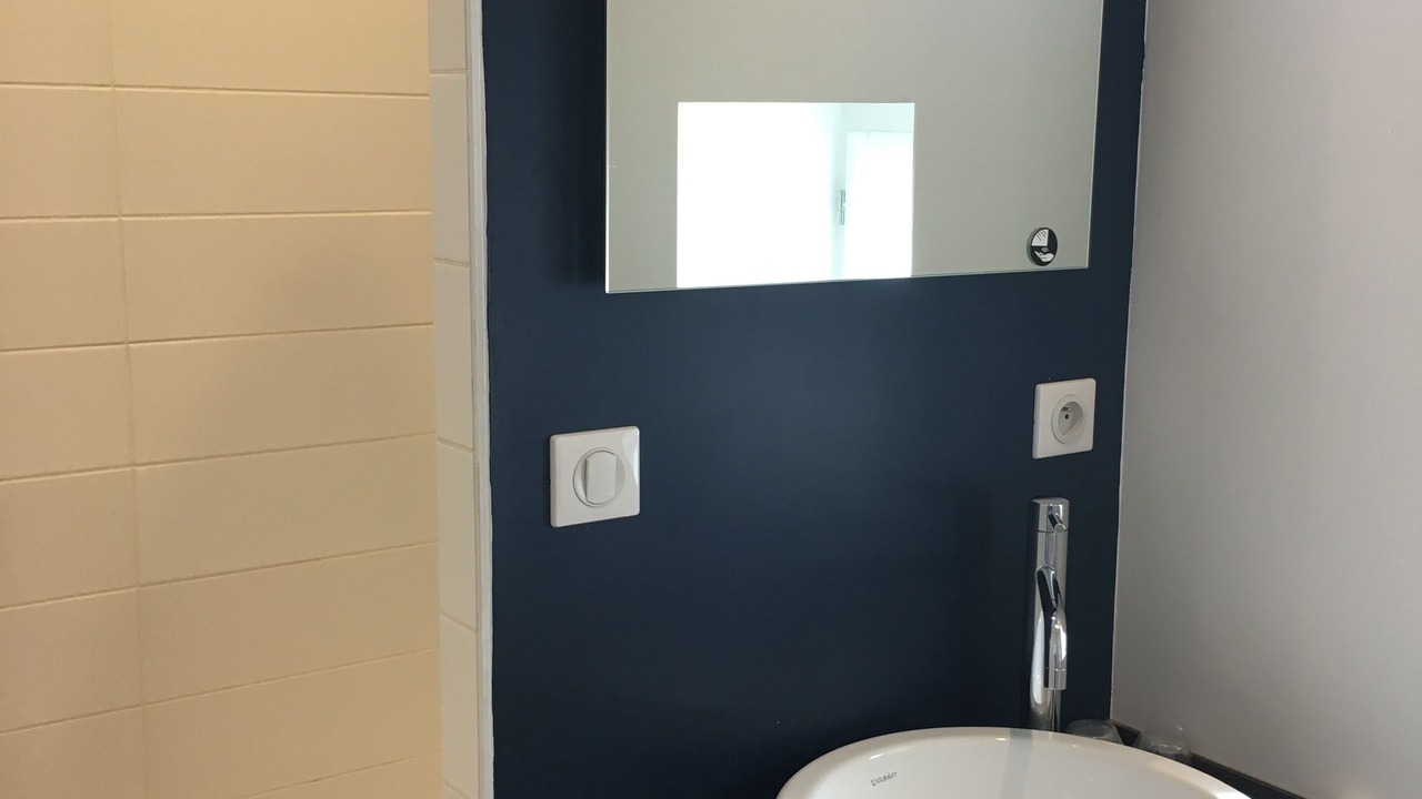 Photo of Bathroom in Beaune City Centre