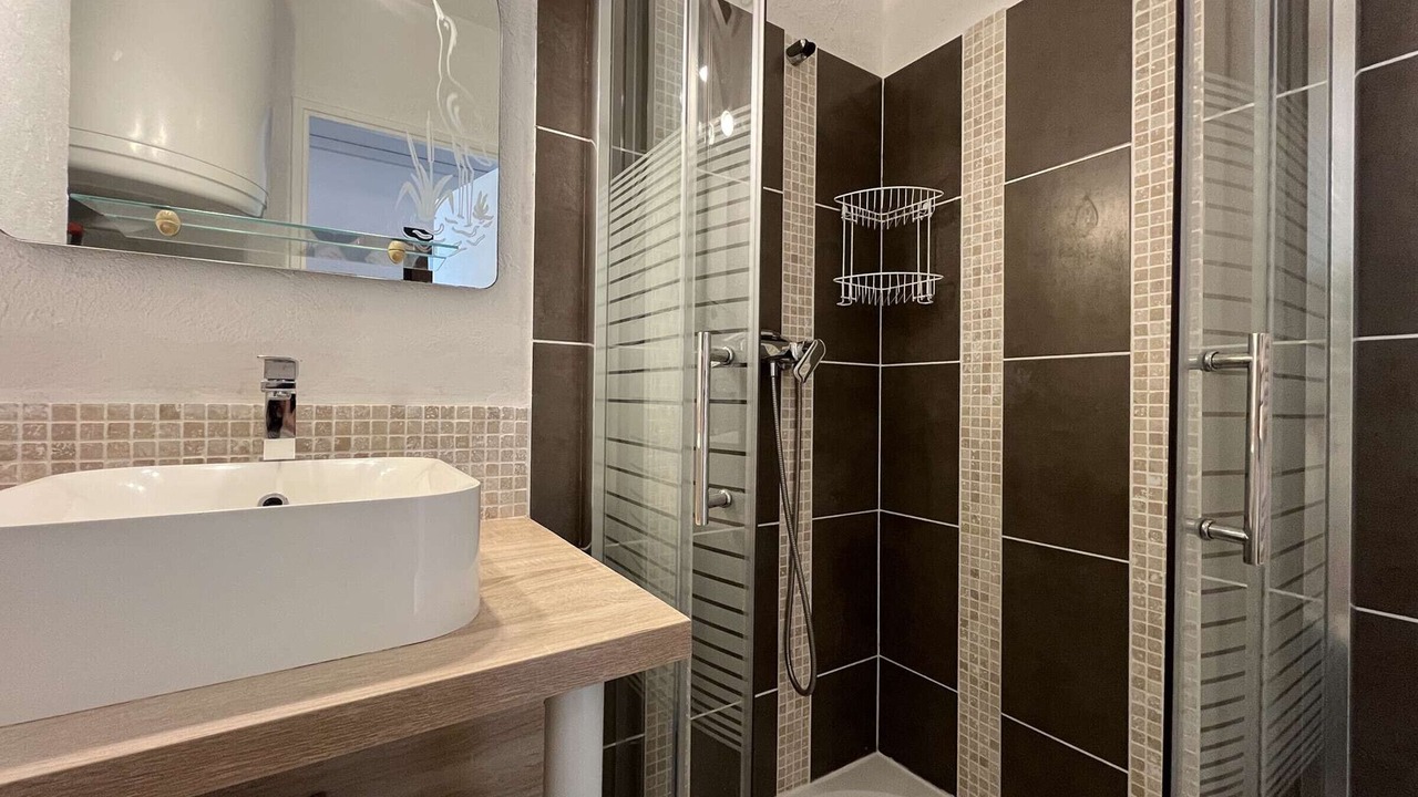 Photo of Bathroom in Port Rive Gauche