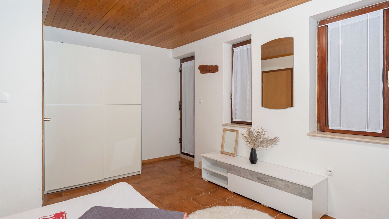 Photo of Bedroom in Petrcane