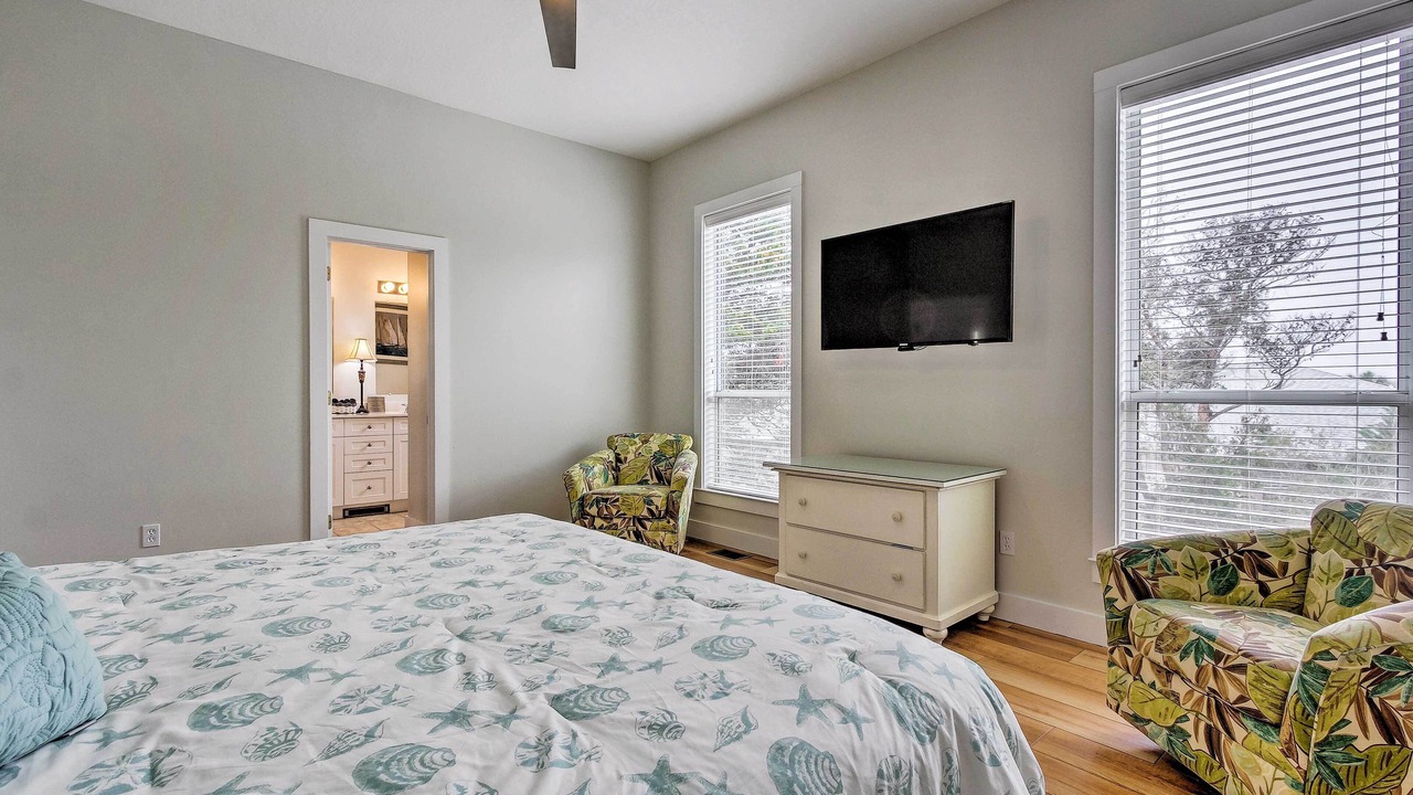 Photo of Bedroom in Miramar Beach