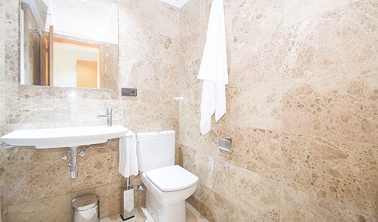Photo of Bathroom in Trinitat