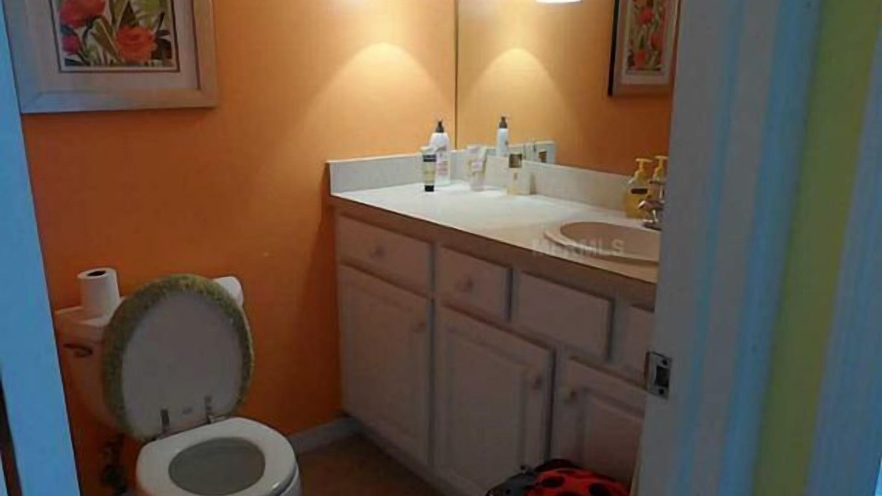 Photo of Bathroom in Saddlebrook
