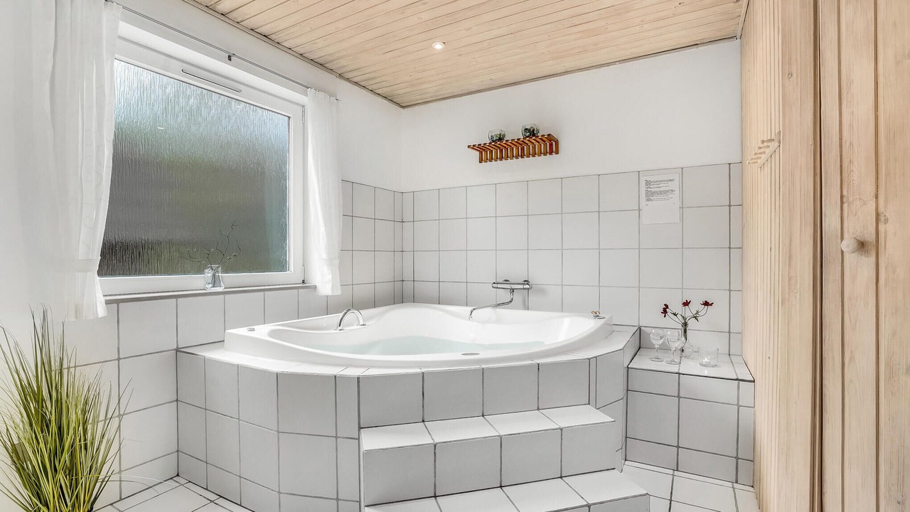 Photo of Bathroom in Øby