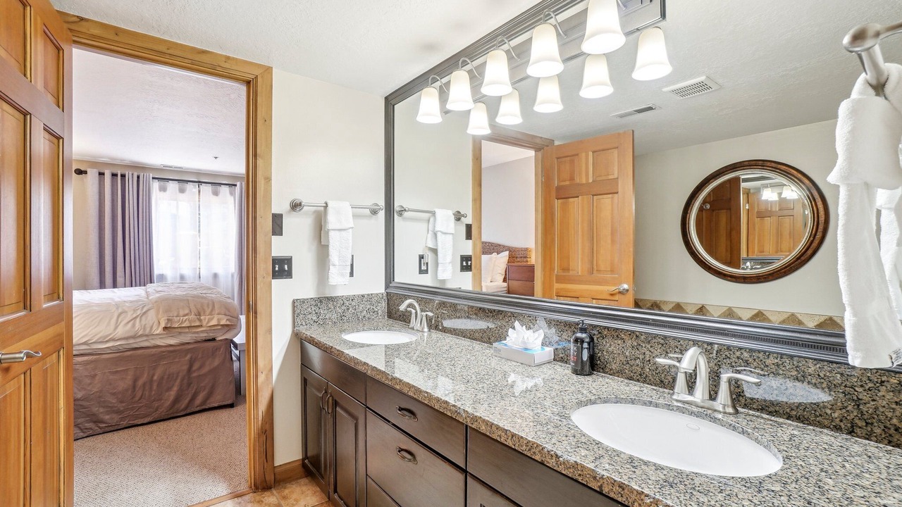 Photo of Bathroom in North Park City