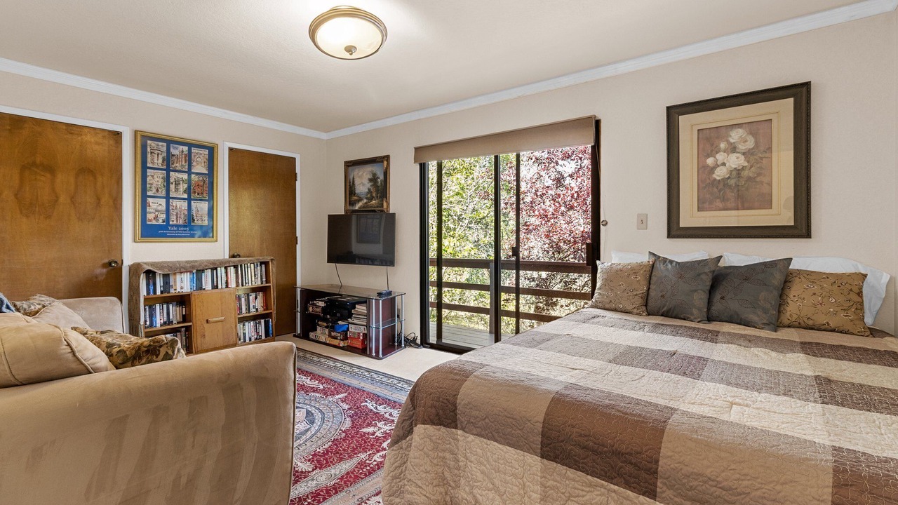 Photo of Bedroom in Rancho Calaveras