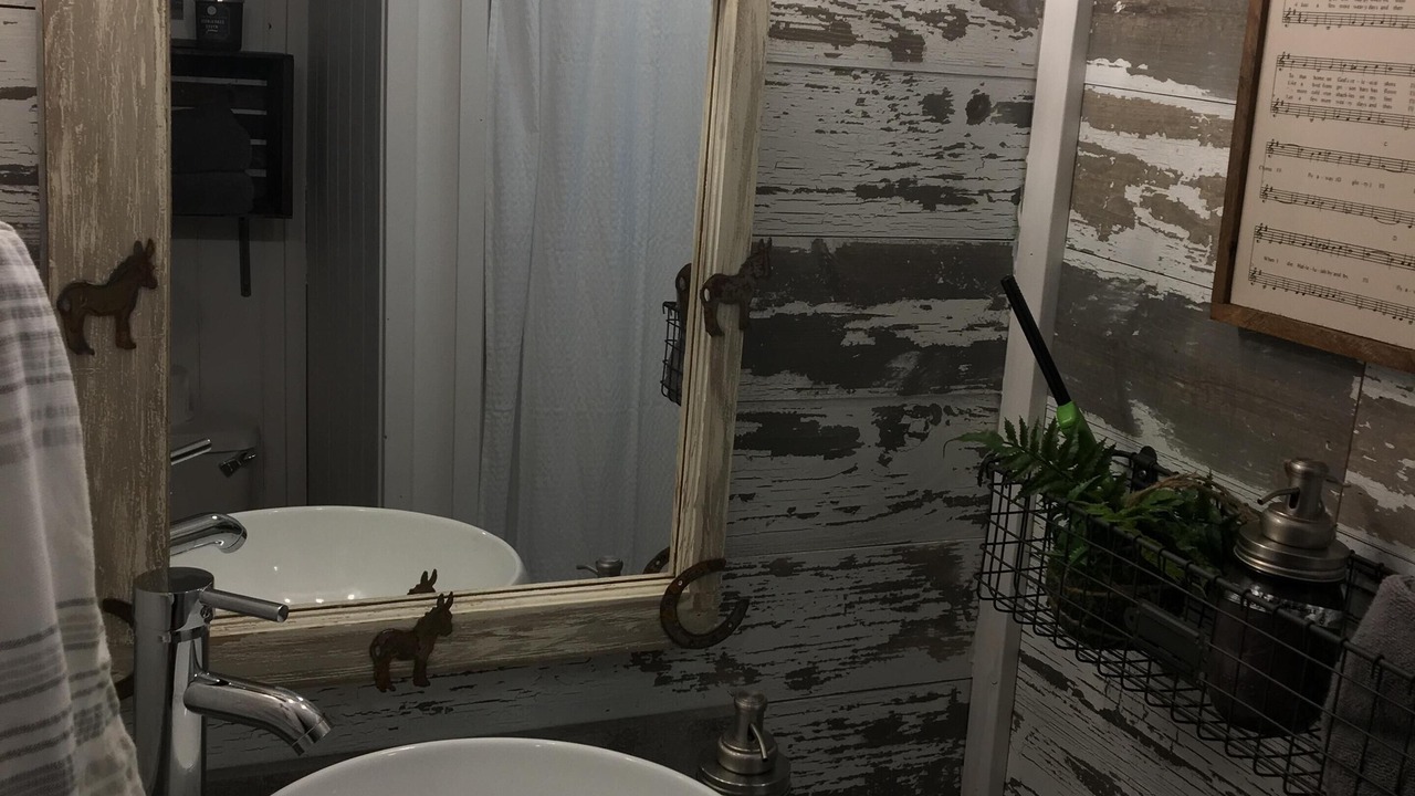 Photo of Bathroom in Tiger