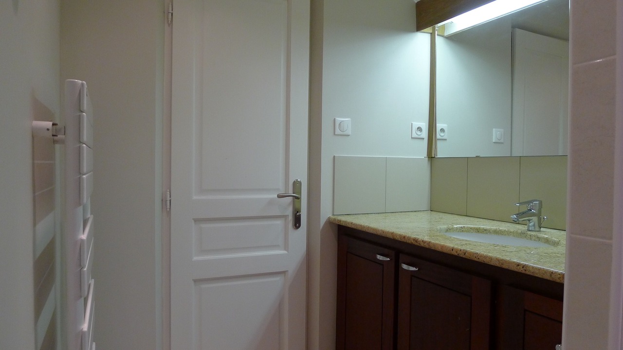 Photo of Bathroom in Astugue