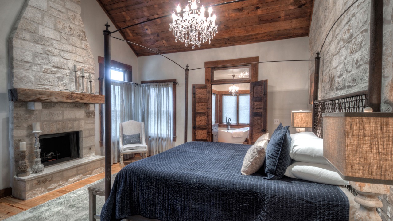 Photo of Livingroom in Fredericksburg